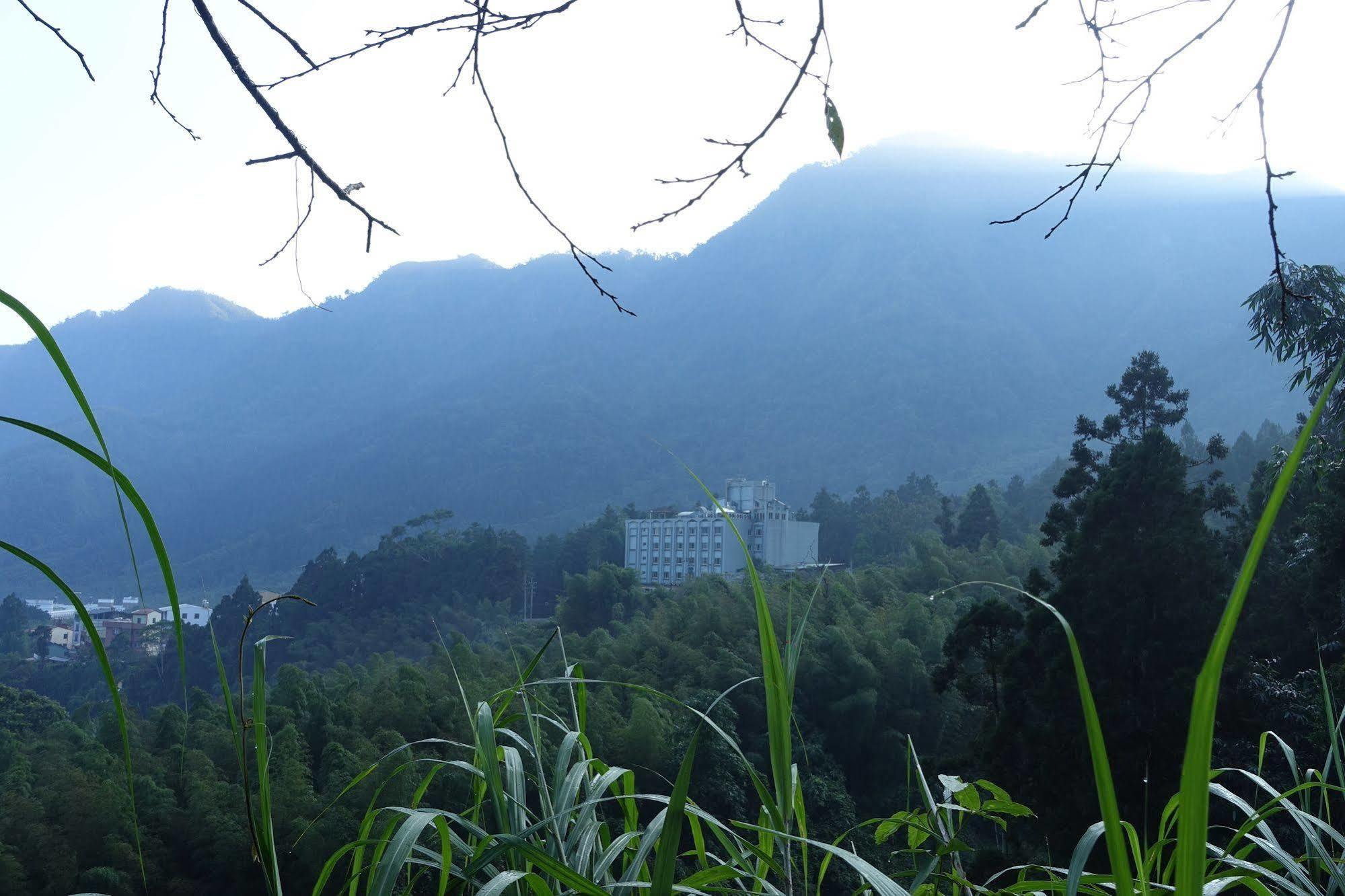Ginkgo Hotel Lugu Exterior photo